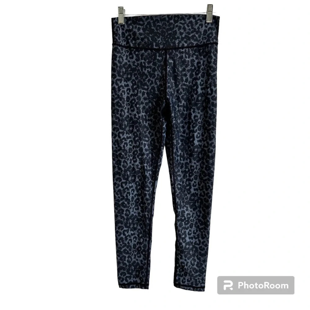Zyia Active Butt Scrunch 7/8 High Rise Leggings Blue Stone Leopard Women’s 6-8